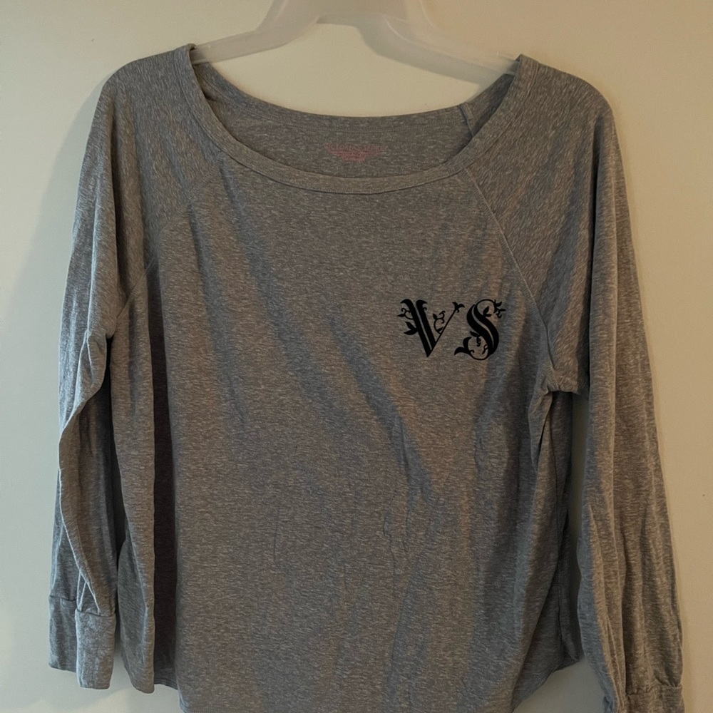Matching VICTORIA SECRET pajama set, size large